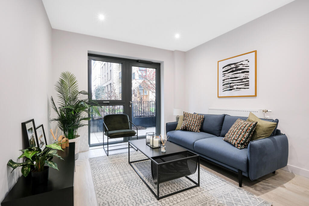 Main image of property: Woodberry Grove,
North London,
N4 2UQ